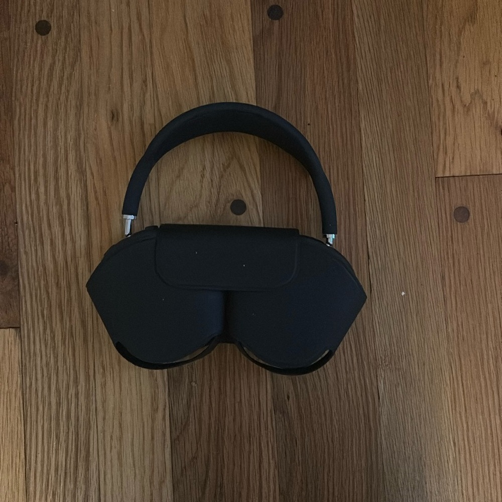 AirPod max